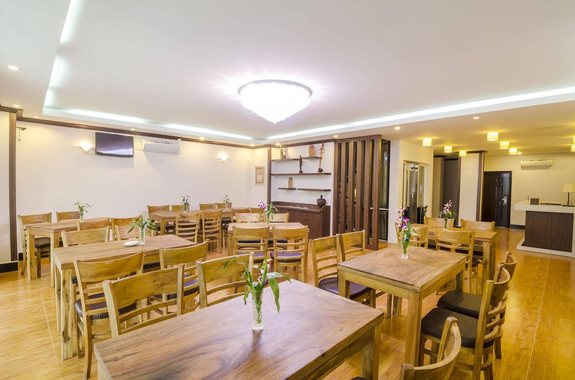 Hotel Phuminh Riverside